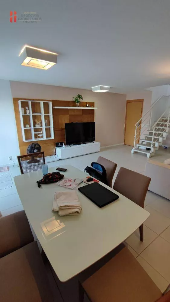 Cobertura, 4 quartos, 195 m² - Foto 1