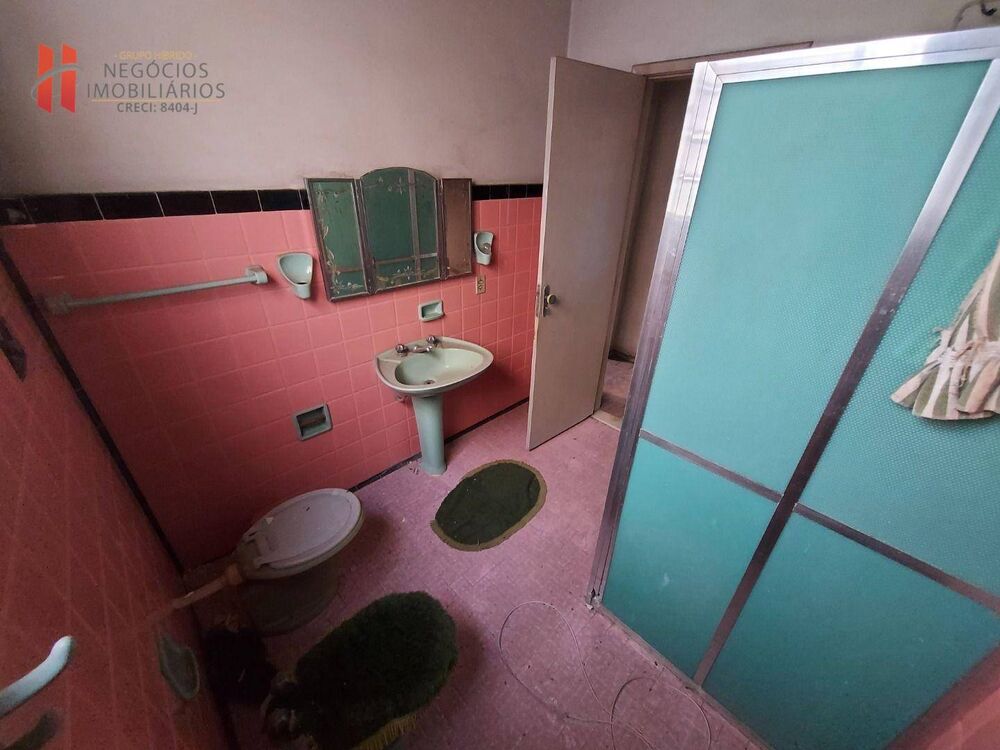 Casa, 3 quartos, 300 m² - Foto 35