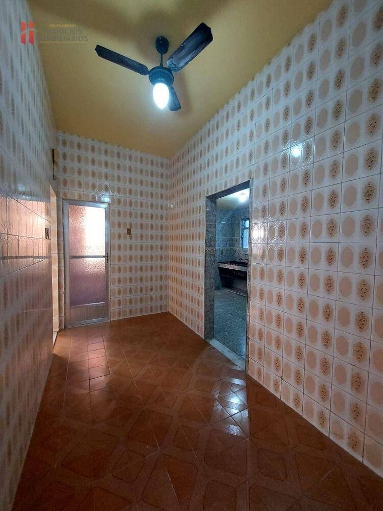 Casa para alugar com 2 quartos, 76m² - Foto 5