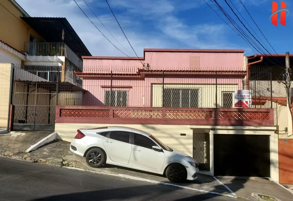 Casa, 4 quartos, 168 m² - Foto 1