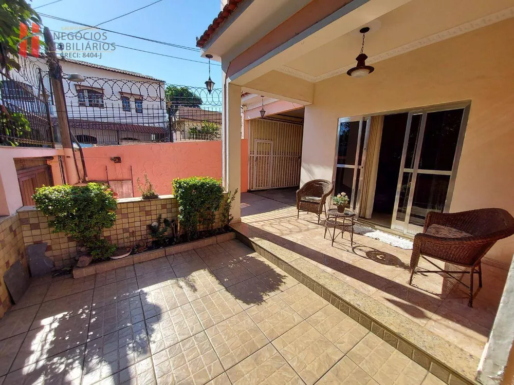 Casa, 3 quartos, 200 m² - Foto 1