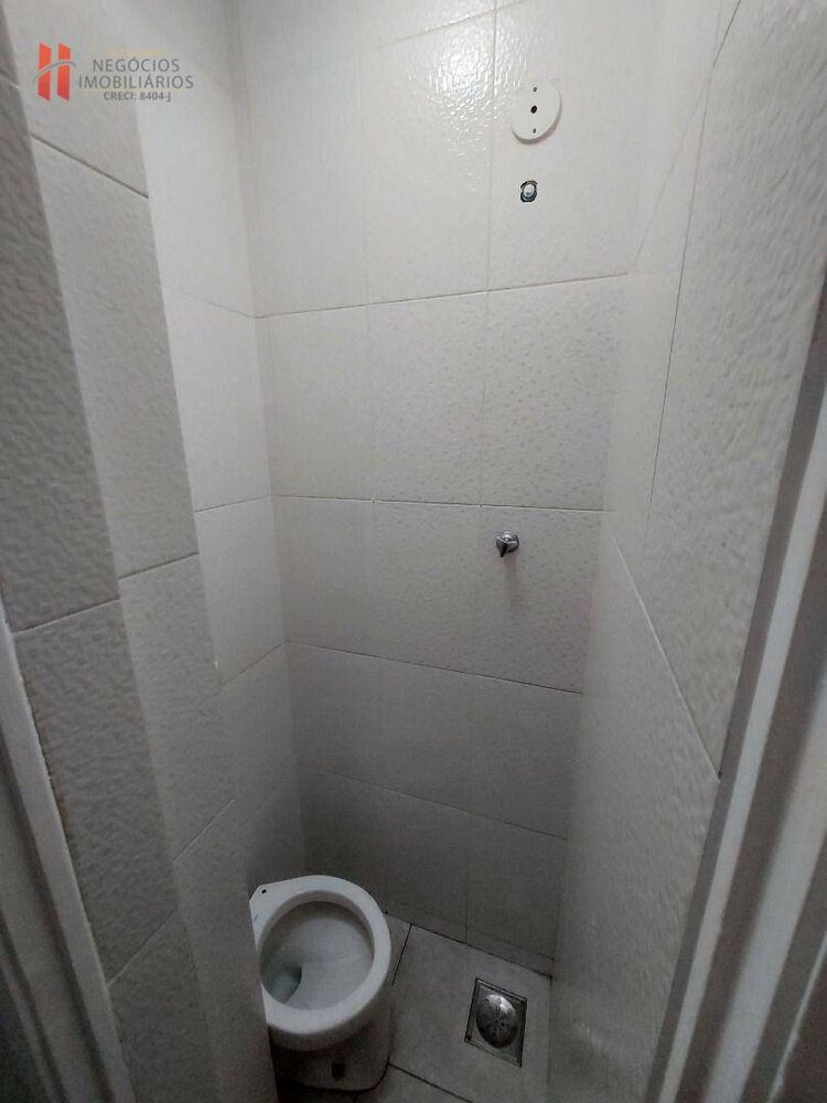 Apartamento à venda com 2 quartos, 62m² - Foto 3