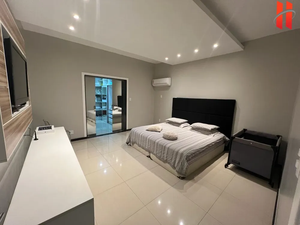 Casa, 4 quartos, 400 m² - Foto 1