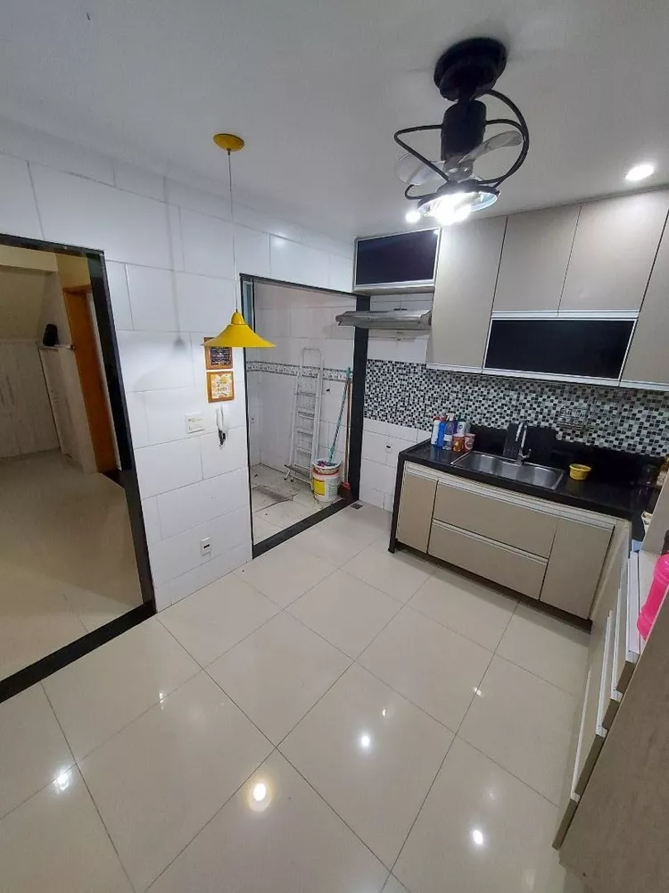 Casa, 4 quartos, 180 m² - Foto 1