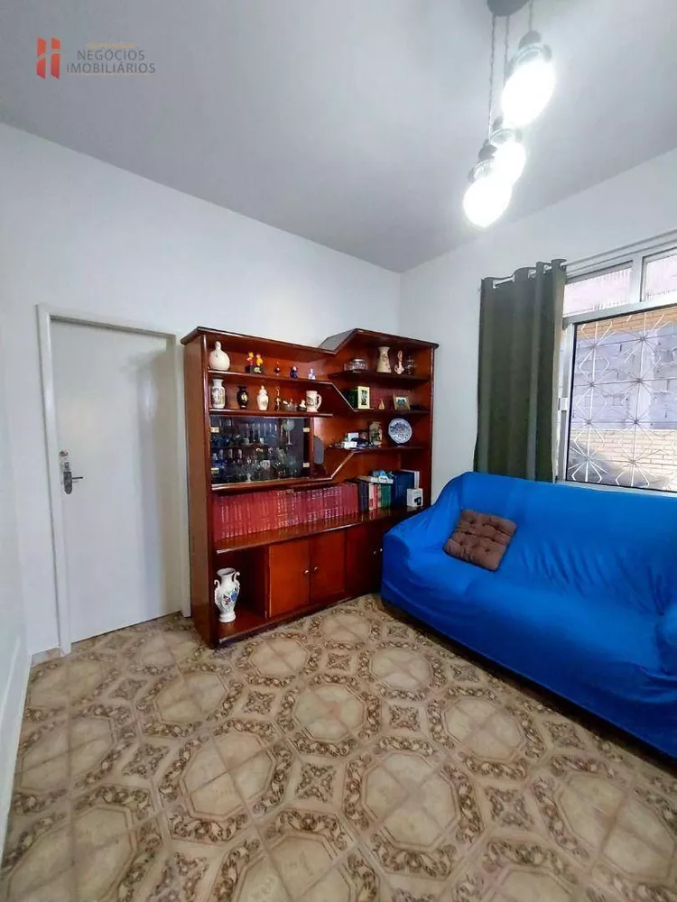 Casa, 5 quartos, 197 m² - Foto 4
