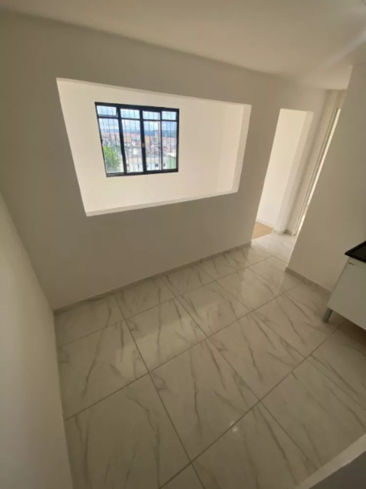 Apartamento à venda com 2 quartos, 46m² - Foto 4