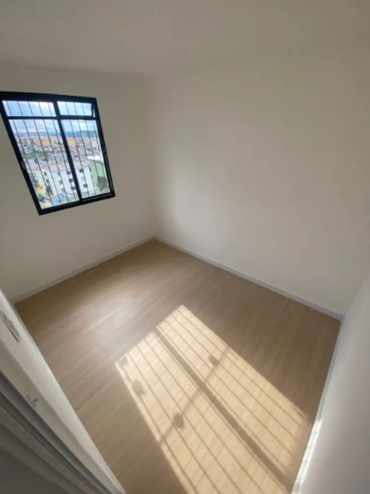 Apartamento à venda com 2 quartos, 46m² - Foto 2