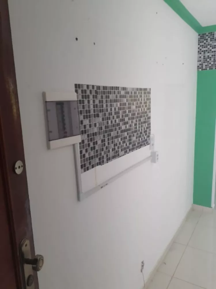 Apartamento à venda com 2 quartos, 47m² - Foto 2