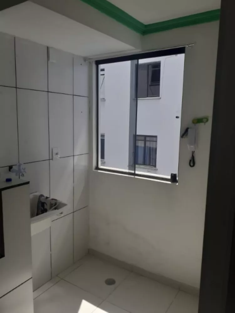 Apartamento à venda com 2 quartos, 47m² - Foto 4