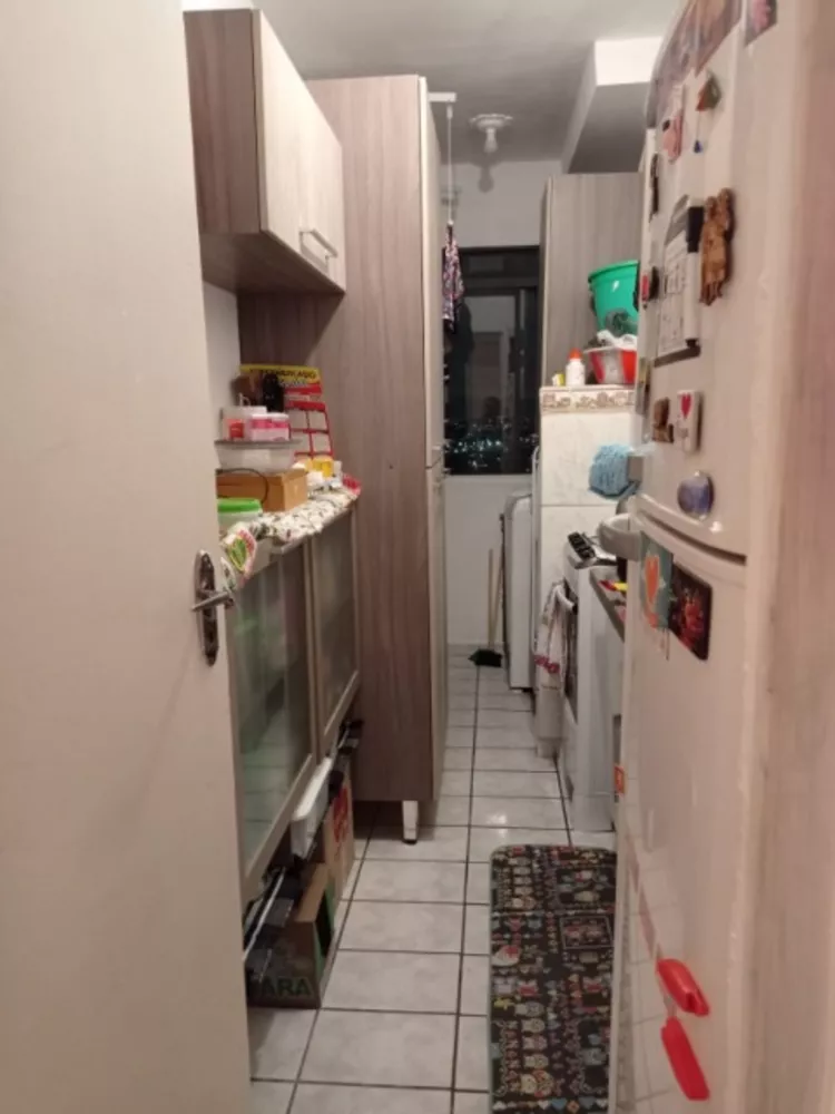 Apartamento à venda com 2 quartos, 44m² - Foto 3