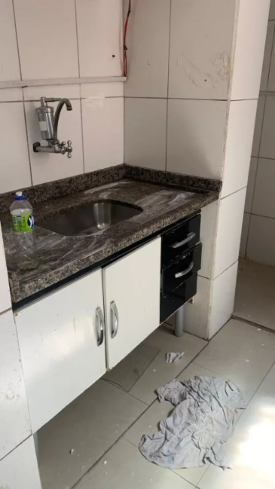 Apartamento à venda com 2 quartos, 36m² - Foto 2