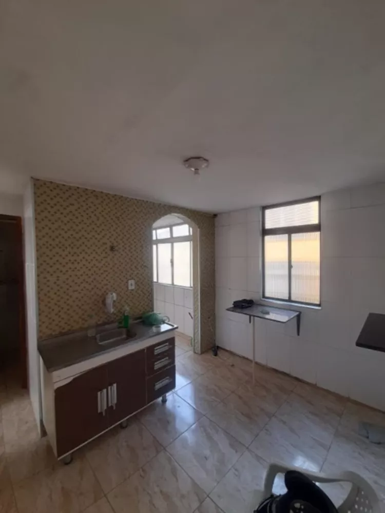 Apartamento à venda com 2 quartos, 56m² - Foto 2