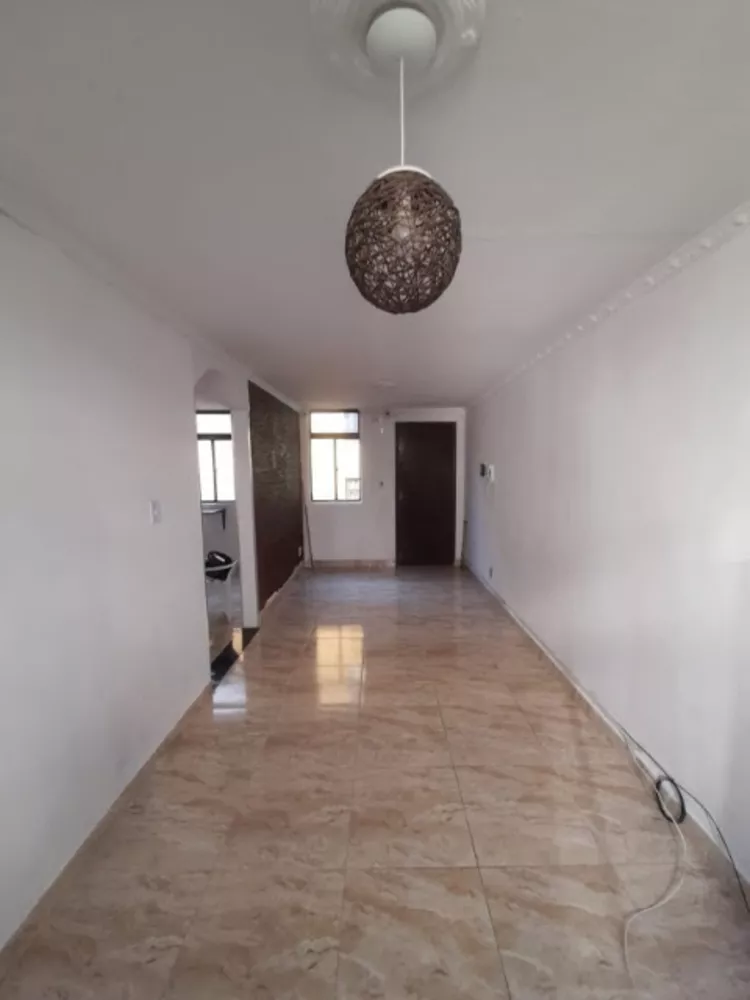 Apartamento à venda com 2 quartos, 56m² - Foto 1