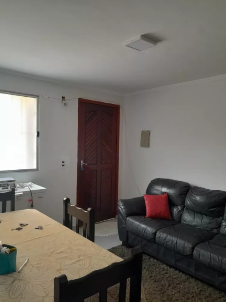 Apartamento à venda com 2 quartos, 46m² - Foto 2