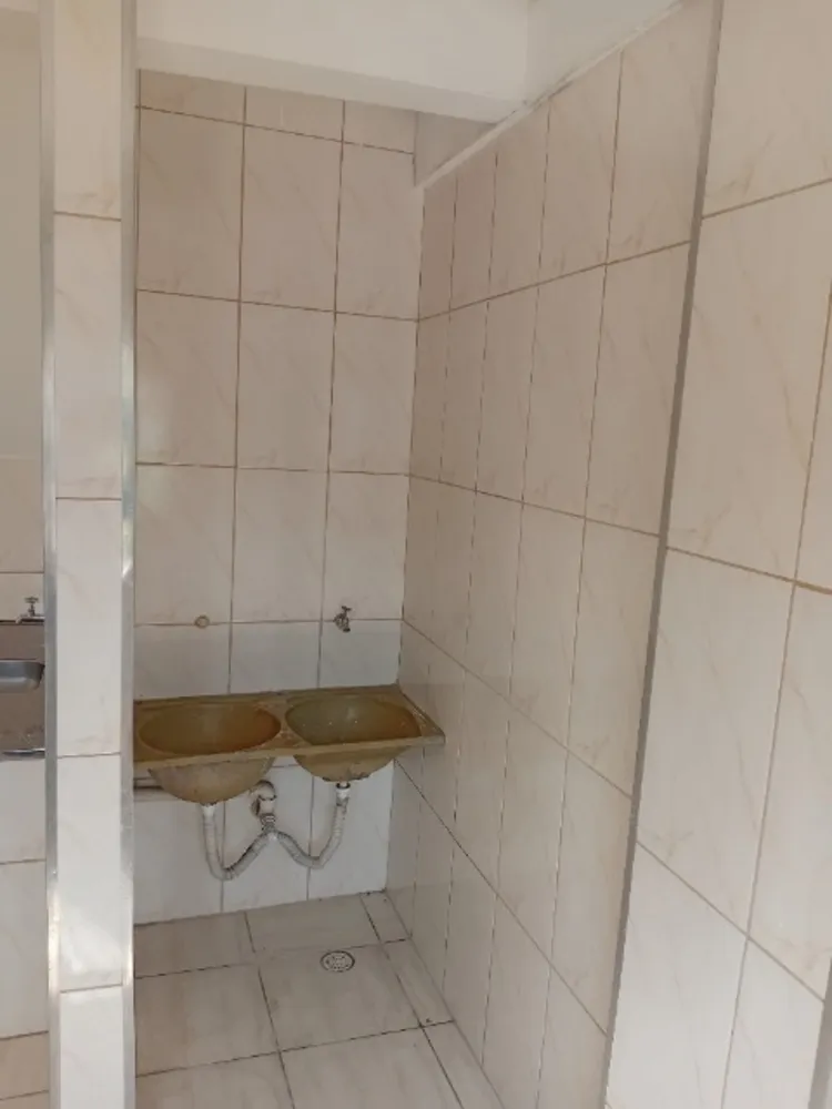 Prédio Inteiro - Foto 1