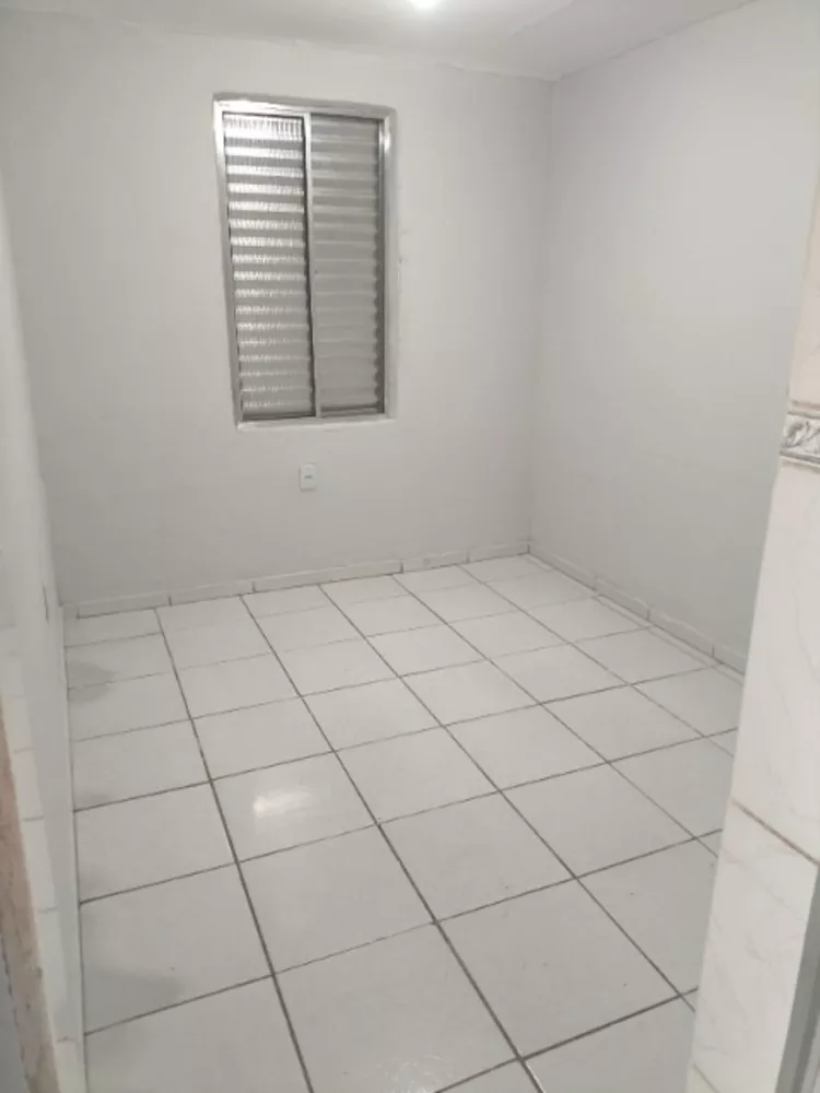 Apartamento para alugar com 2 quartos, 46m² - Foto 2