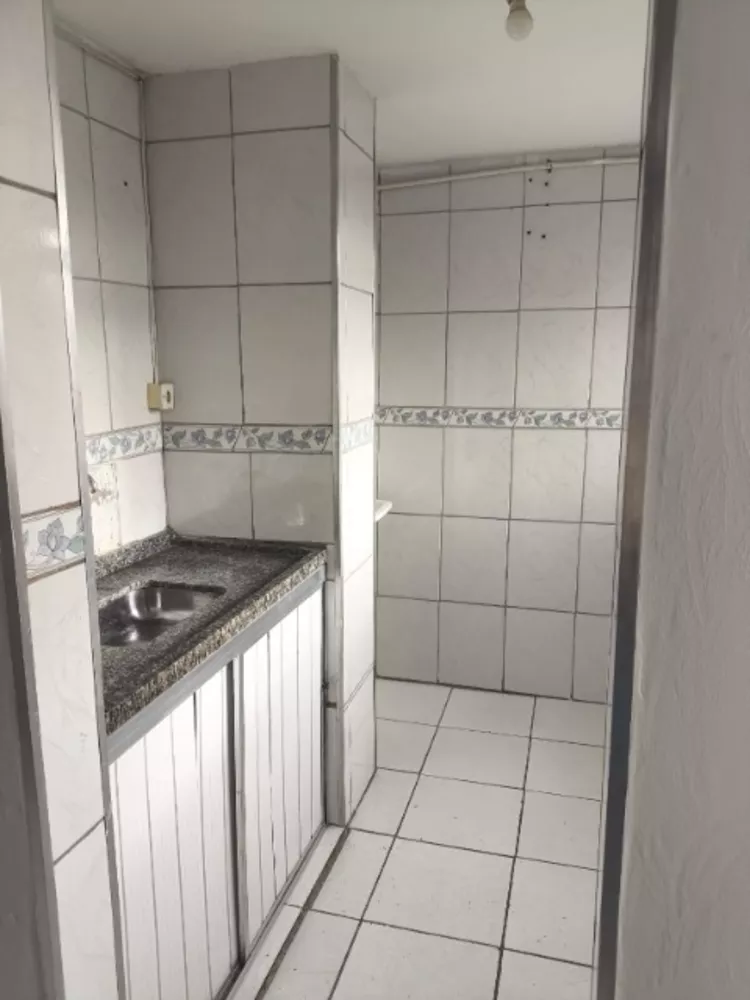 Apartamento para alugar com 2 quartos, 46m² - Foto 7