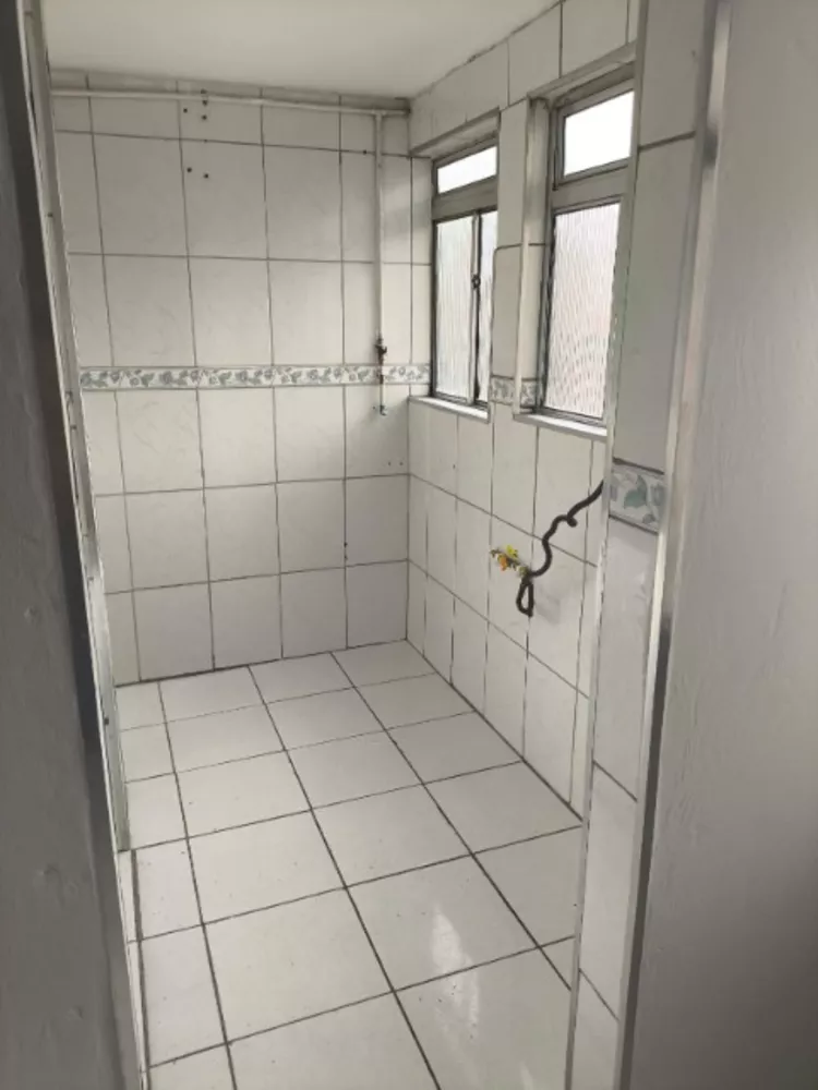 Apartamento para alugar com 2 quartos, 46m² - Foto 6