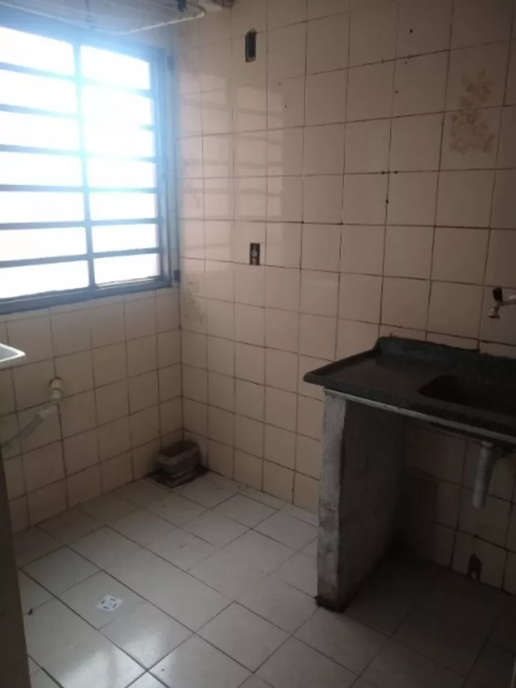 Apartamento à venda com 2 quartos, 46m² - Foto 3