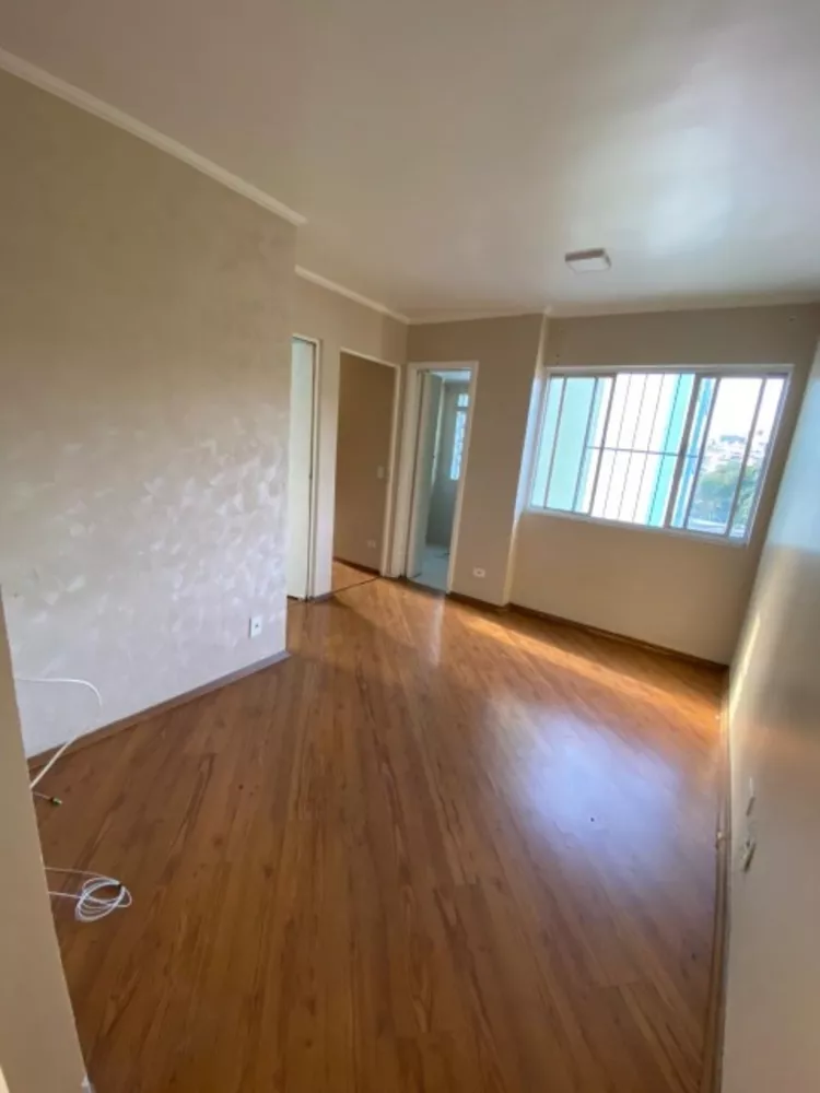 Apartamento à venda com 2 quartos, 48m² - Foto 2