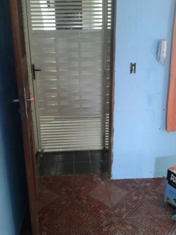 Apartamento à venda com 2 quartos, 46m² - Foto 2