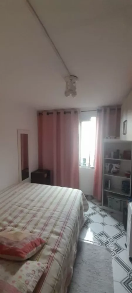 Apartamento à venda com 2 quartos, 46m² - Foto 9