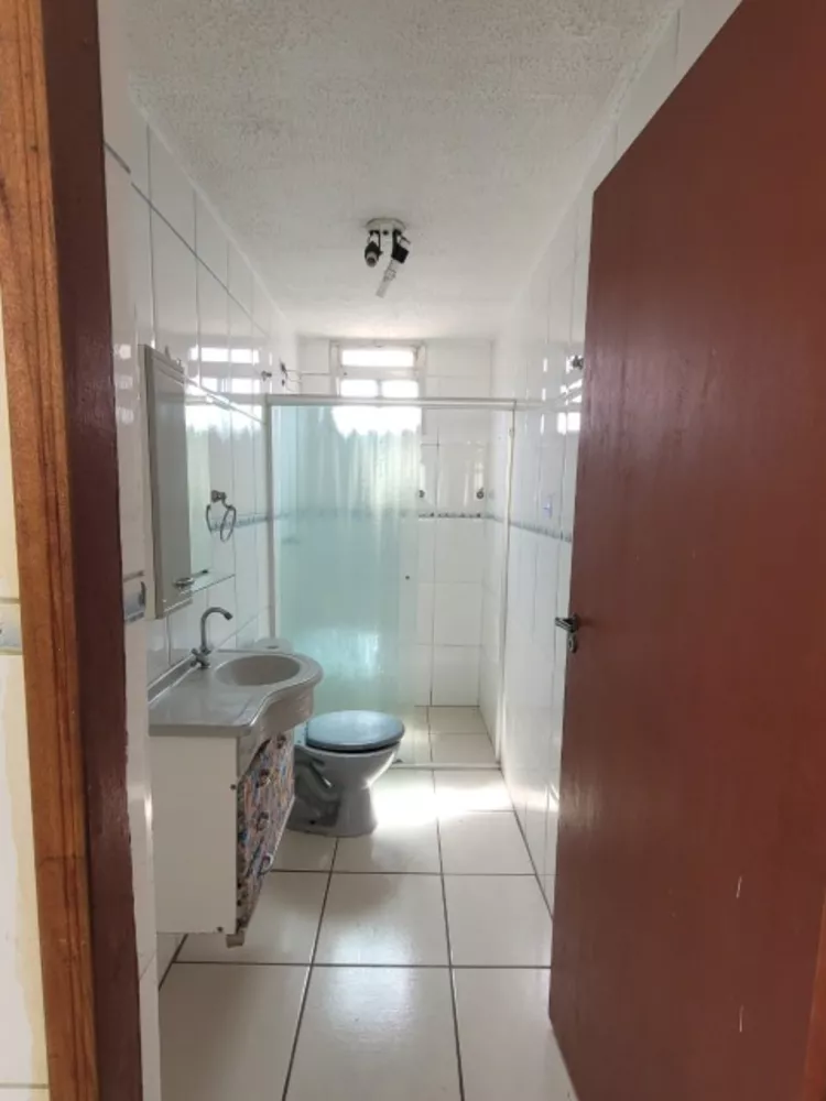 Apartamento à venda com 2 quartos, 47m² - Foto 2