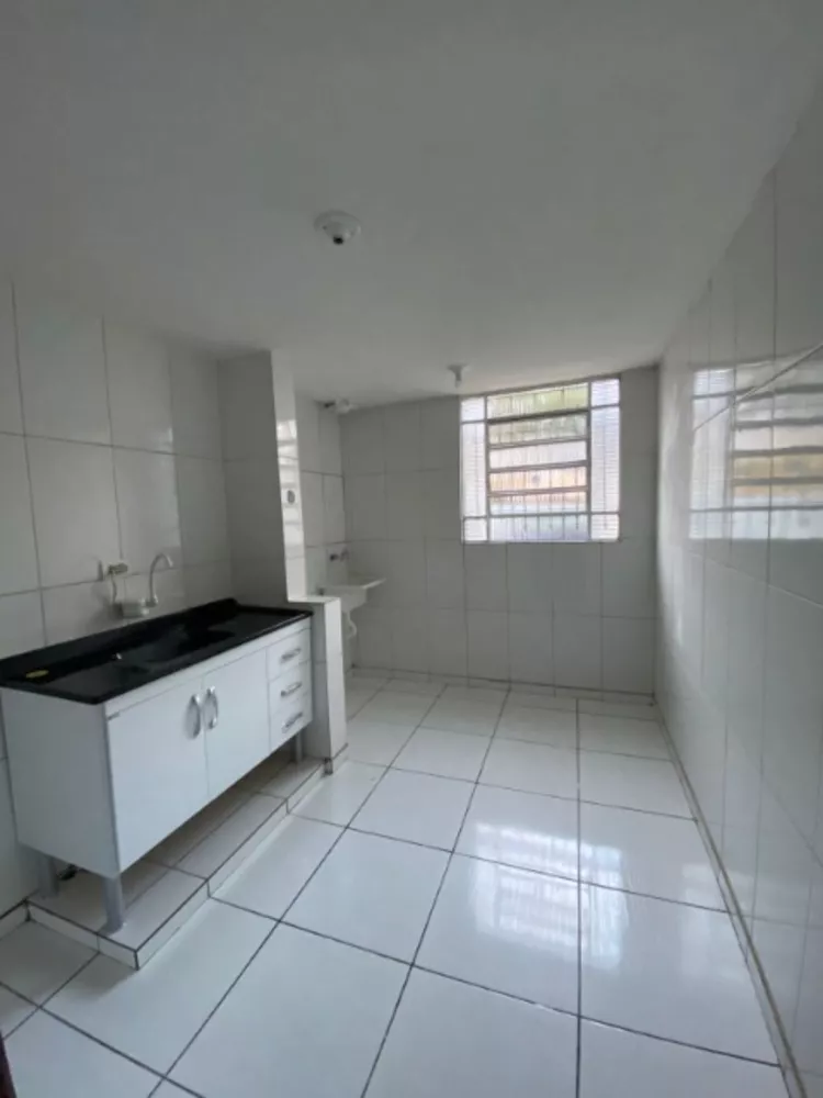 Apartamento à venda com 2 quartos, 46m² - Foto 3