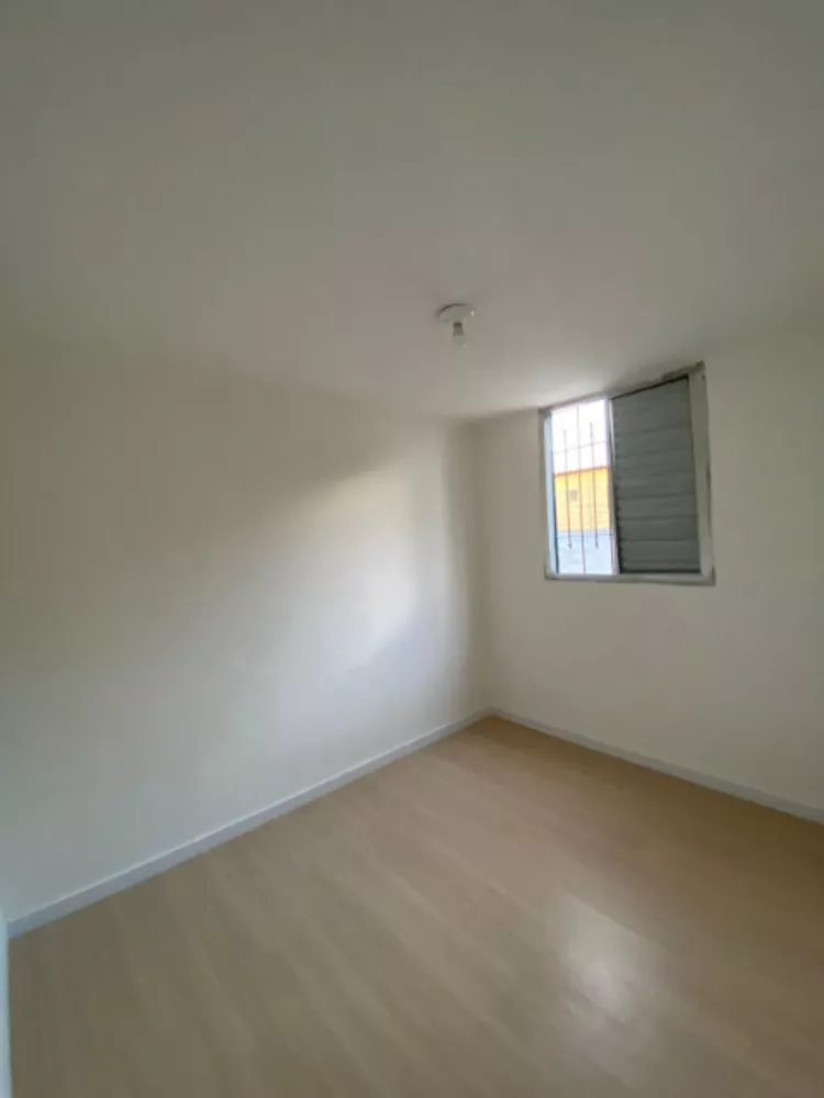 Apartamento à venda com 2 quartos, 46m² - Foto 4