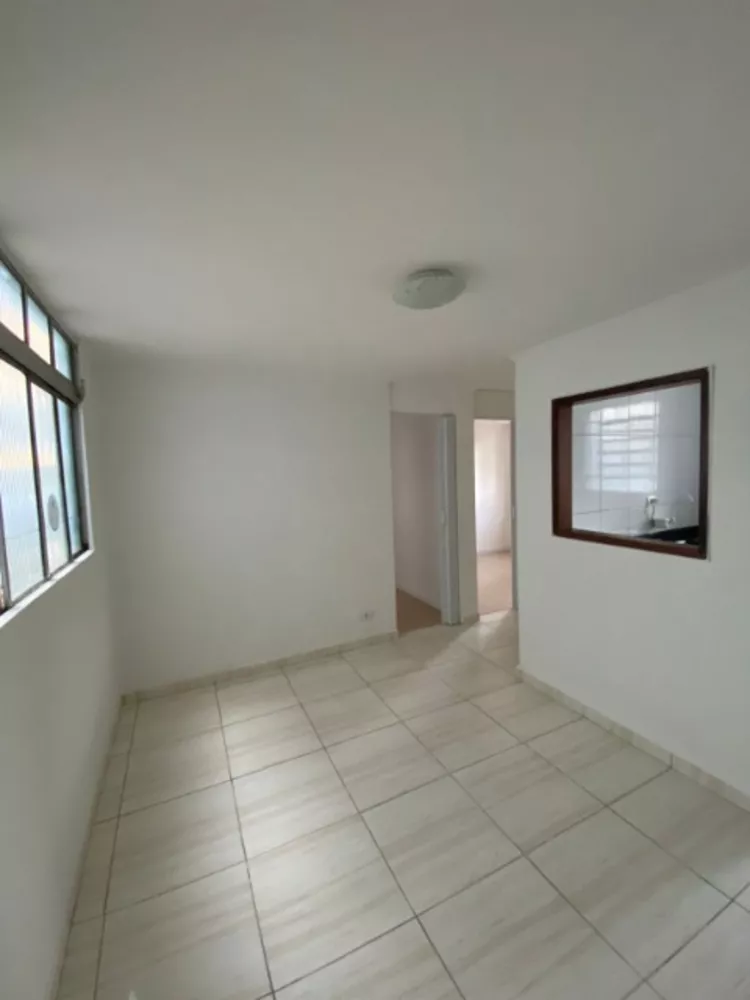 Apartamento à venda com 2 quartos, 46m² - Foto 2