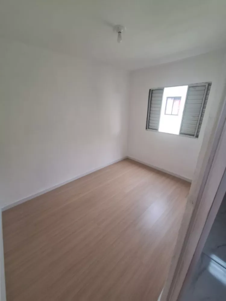 Apartamento à venda com 2 quartos, 46m² - Foto 3