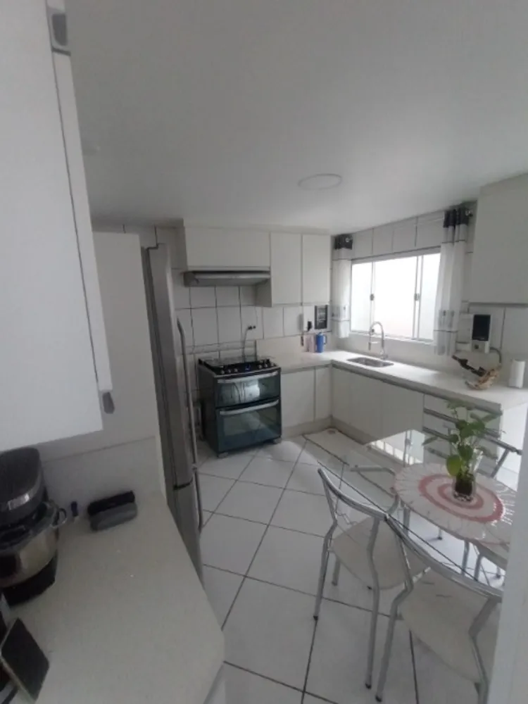 Casa, 3 quartos - Foto 2