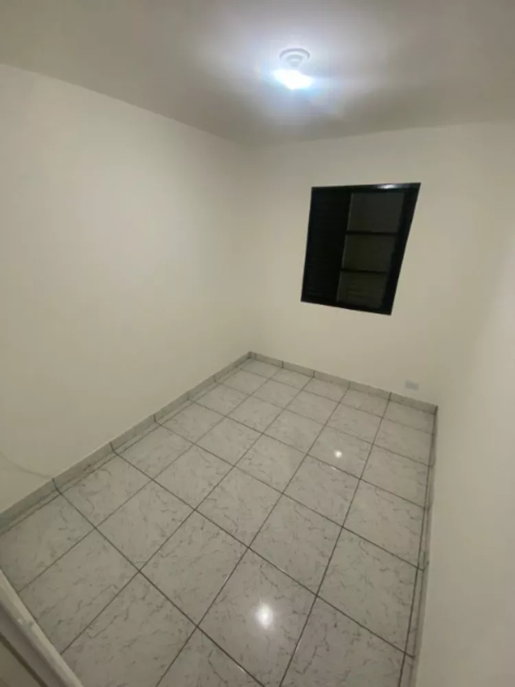 Apartamento à venda com 2 quartos, 46m² - Foto 2