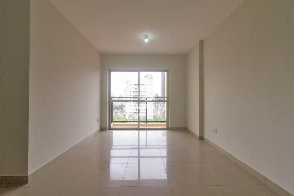 Apartamento à venda com 3 quartos, 81m² - Foto 2