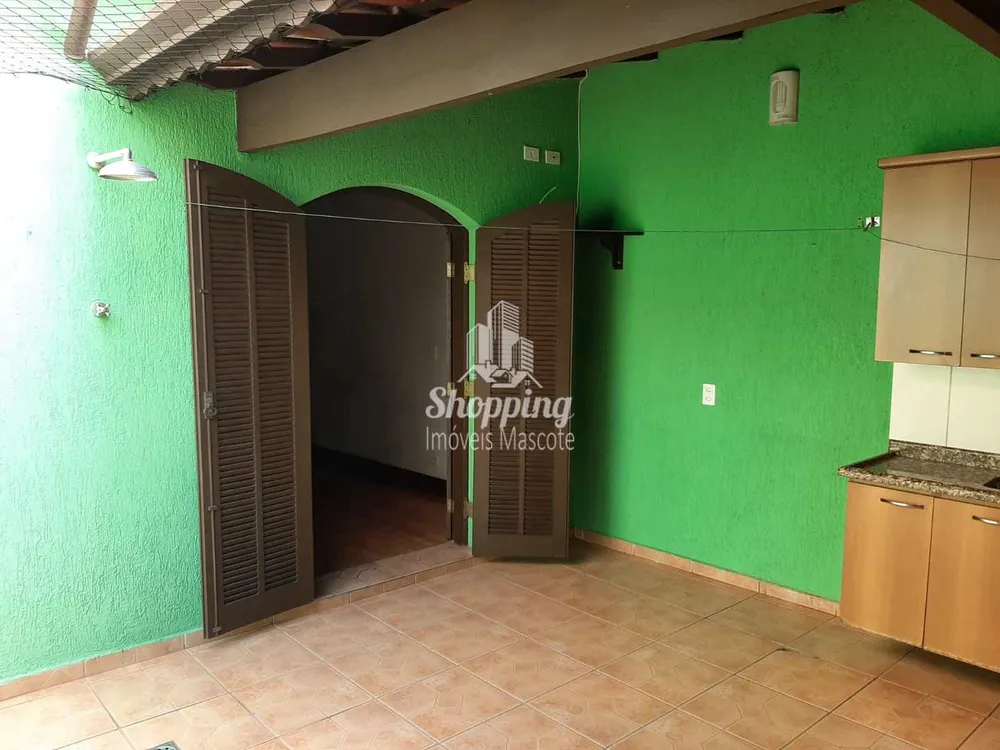 Sobrado, 3 quartos, 240 m² - Foto 1
