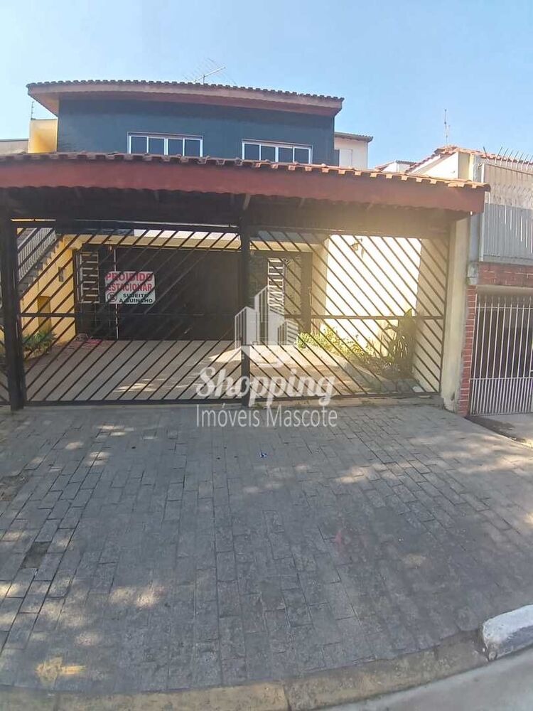 Sobrado, 3 quartos, 252 m² - Foto 1