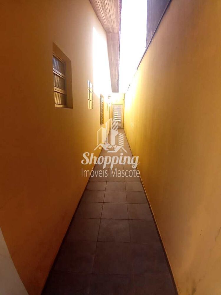 Sobrado, 3 quartos, 252 m² - Foto 2