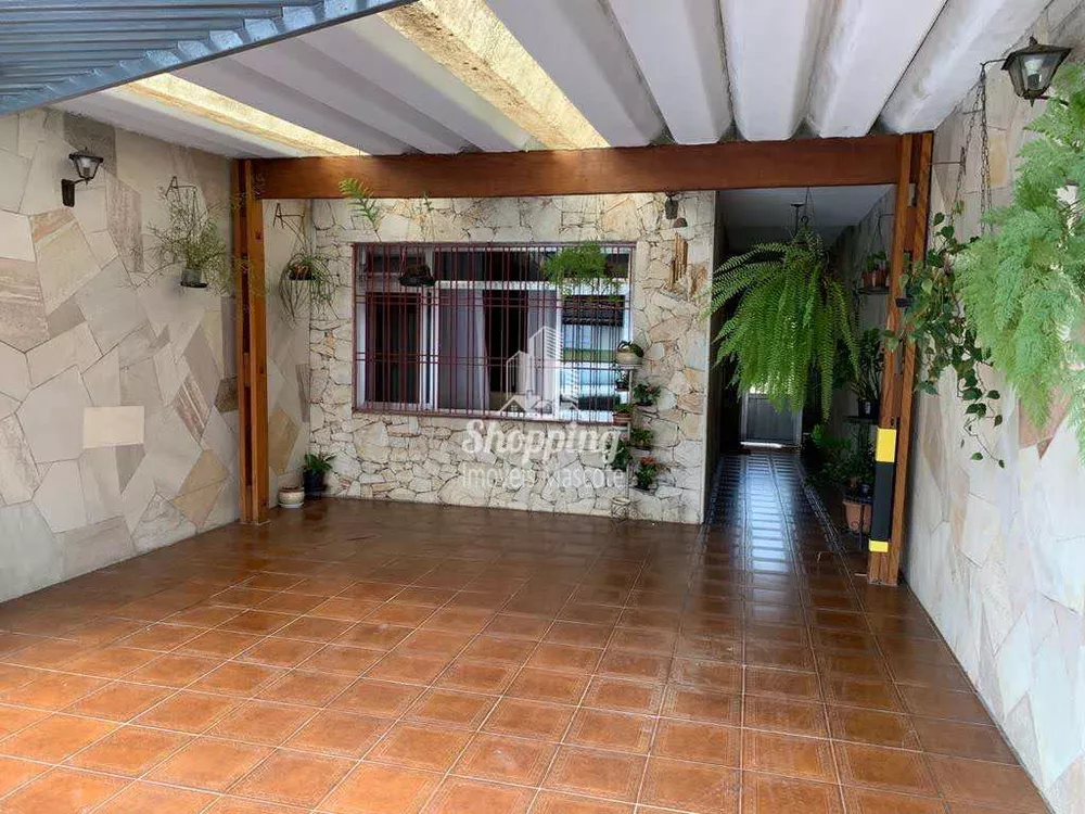 Casa à venda com 3 quartos, 173m² - Foto 2