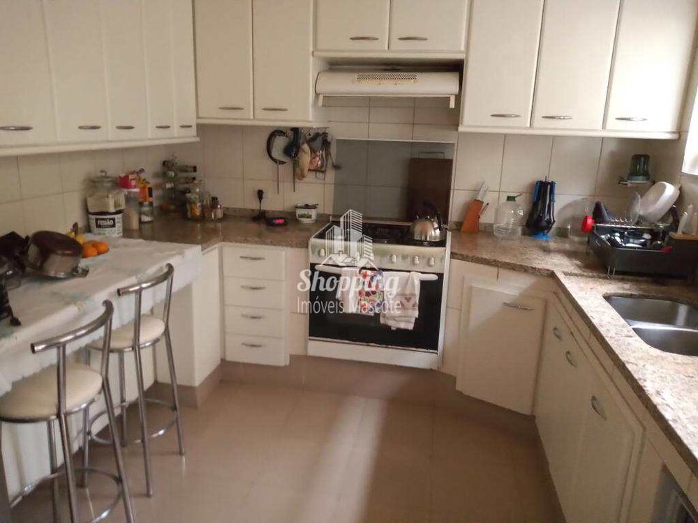 Sobrado, 6 quartos, 450 m² - Foto 1