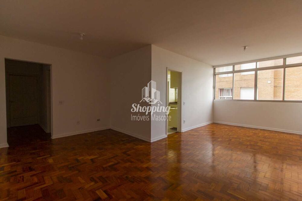 Apartamento à venda com 3 quartos, 117m² - Foto 1