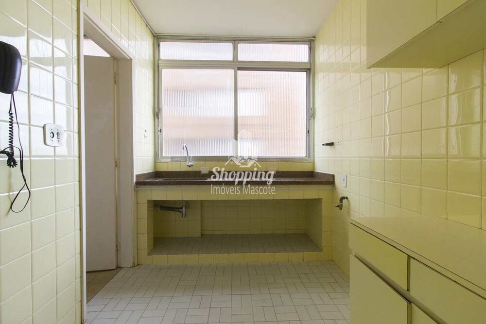 Apartamento à venda com 3 quartos, 117m² - Foto 7