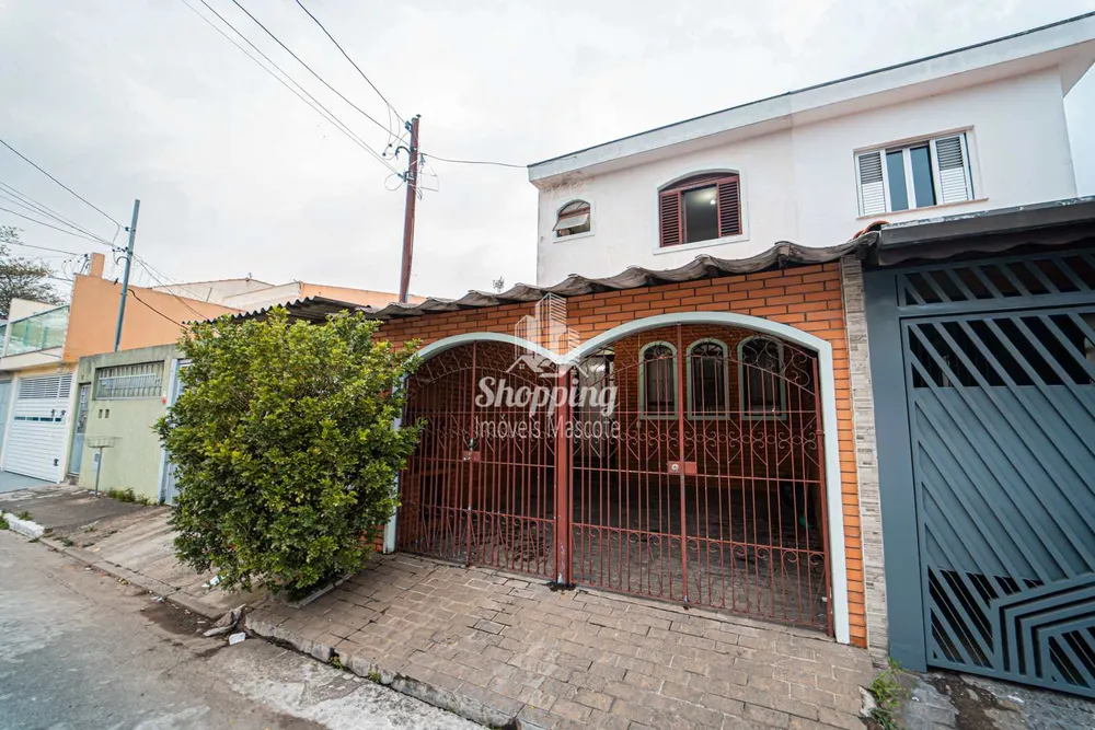Casa, 3 quartos, 131 m² - Foto 1