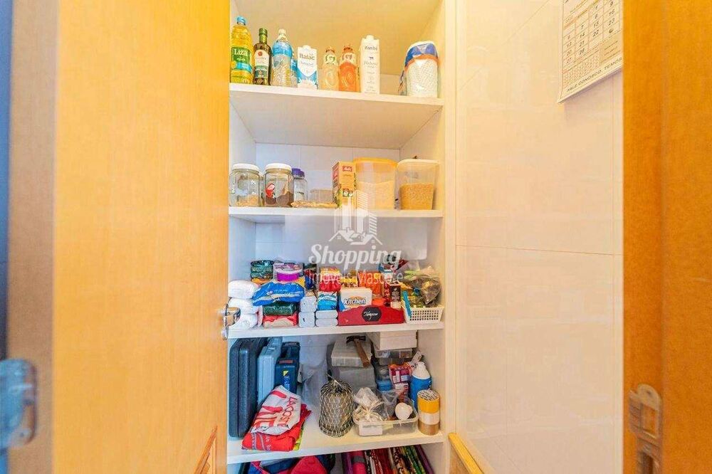 Apartamento à venda com 4 quartos, 208m² - Foto 9