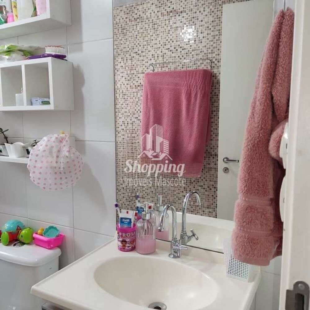 Apartamento à venda com 2 quartos, 65m² - Foto 4
