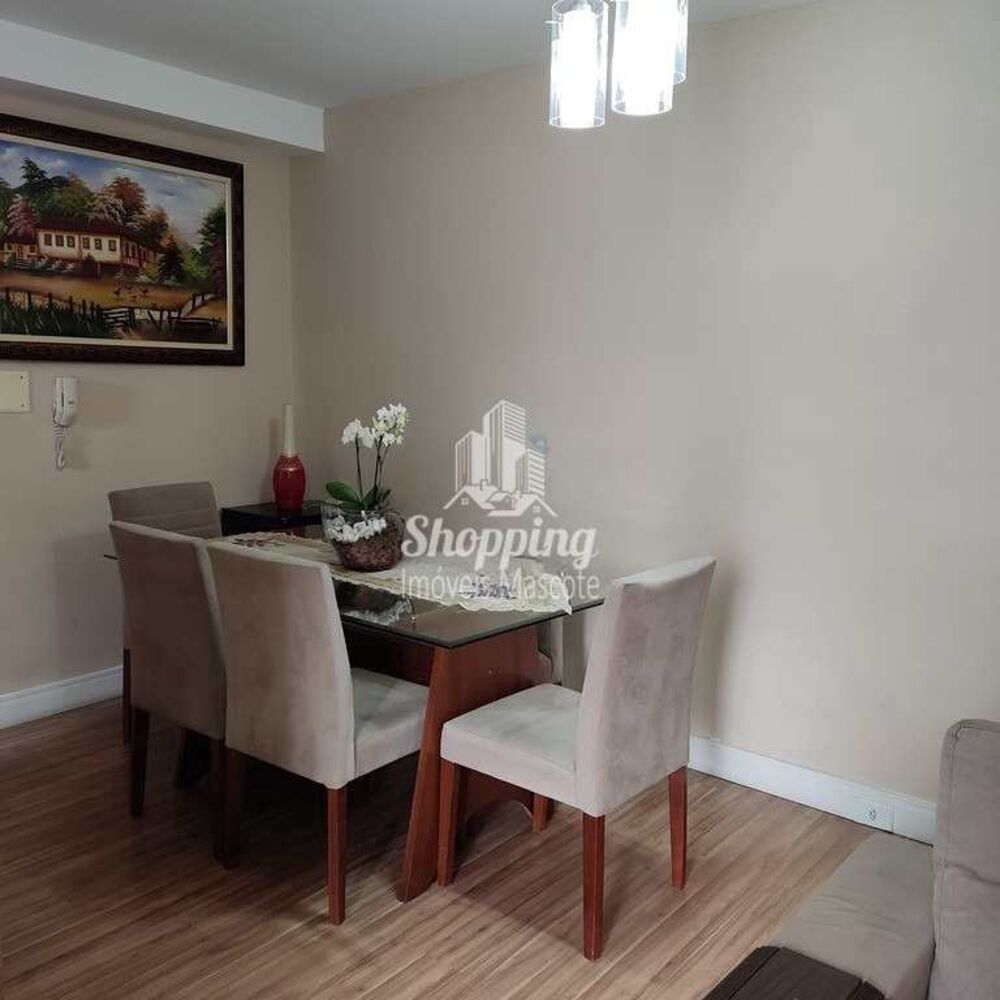 Apartamento à venda com 2 quartos, 65m² - Foto 1