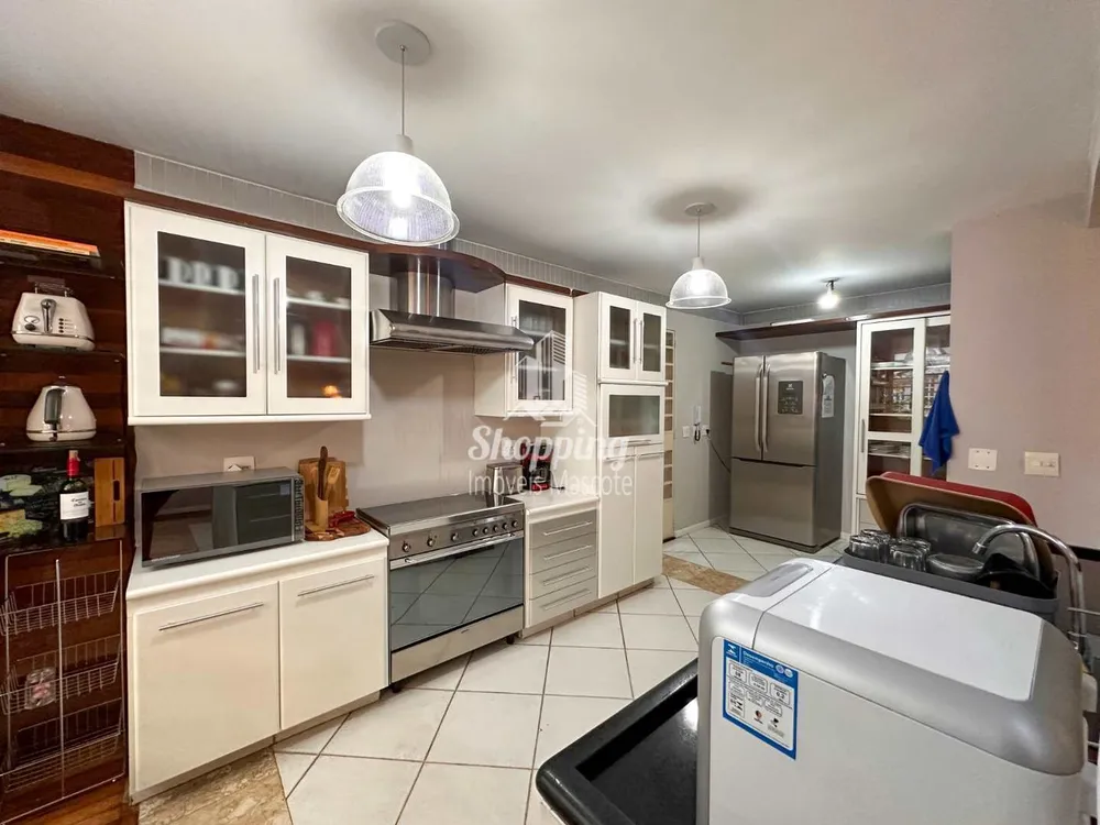Casa, 3 quartos, 220 m² - Foto 9