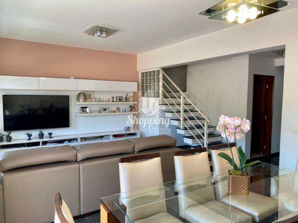 Sobrado, 4 quartos, 259 m² - Foto 1