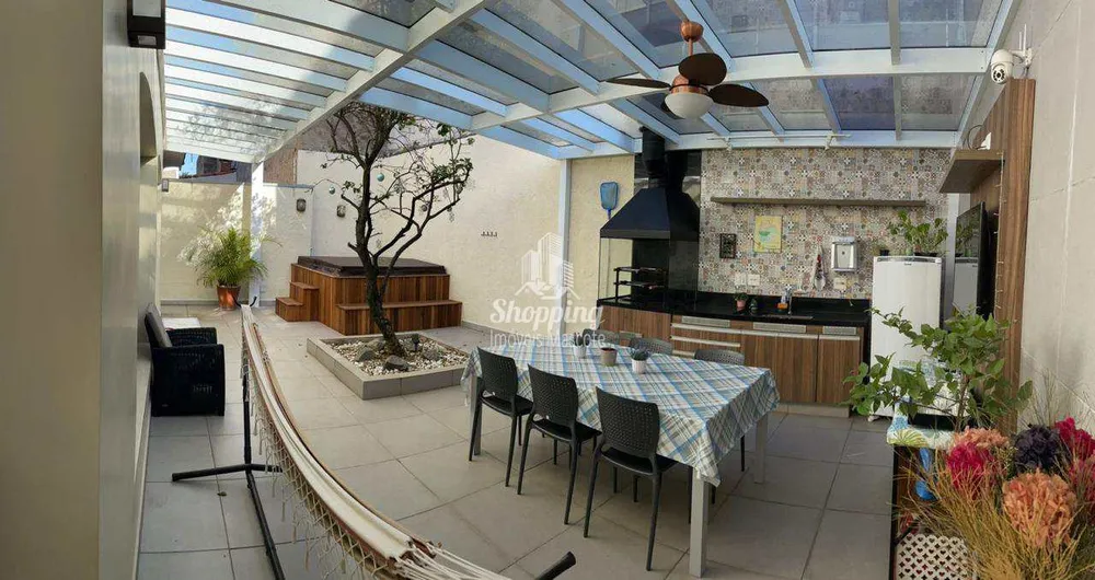 Casa, 3 quartos, 257 m² - Foto 3