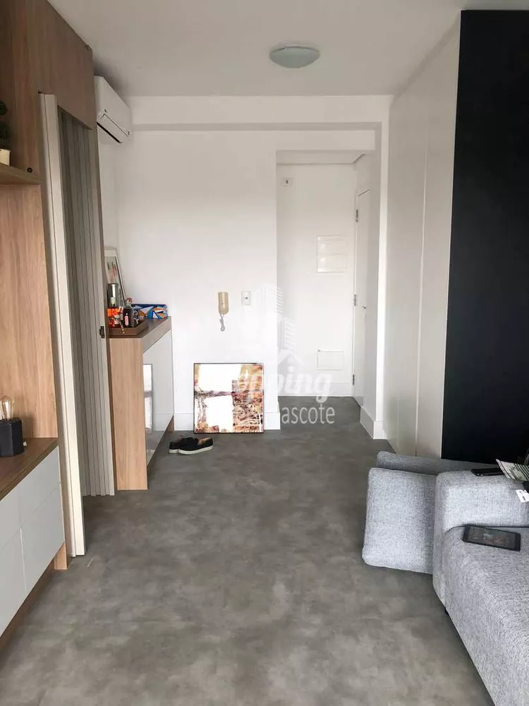 Apartamento à venda com 1 quarto, 43m² - Foto 2