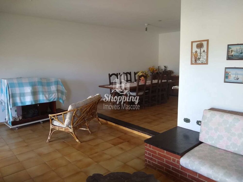 Casa, 3 quartos, 250 m² - Foto 1